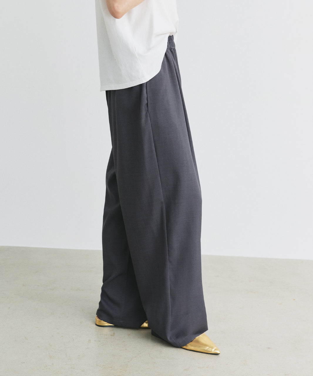 アドティエ ad thie 【2025SS新作】ペプラムキャミソール ロングパンツ セットアップ （チャコール） チャコール