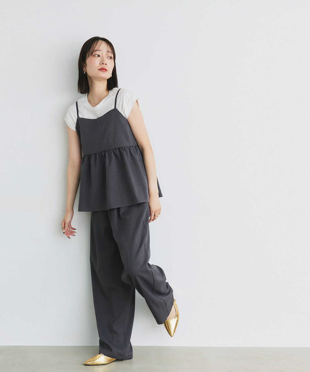 アドティエ ad thie 【2025SS新作】ペプラムキャミソール ロングパンツ セットアップ （チャコール） チャコール