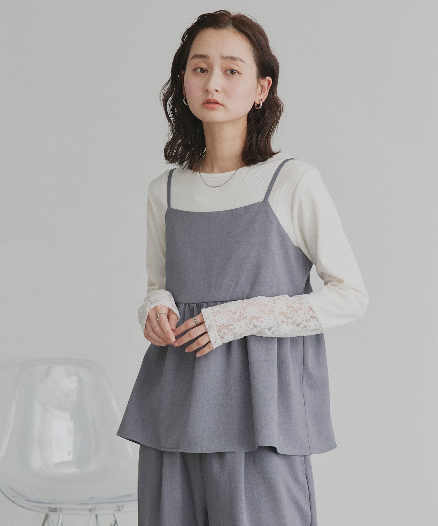 アドティエ ad thie ペプラムキャミソール ロングパンツ セットアップ （ダークグレー） ダークグレー