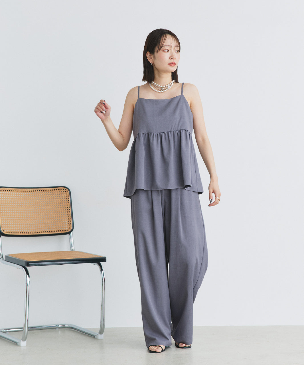 アドティエ ad thie 【2025SS新作】ペプラムキャミソール ロングパンツ セットアップ （チャコール） チャコール