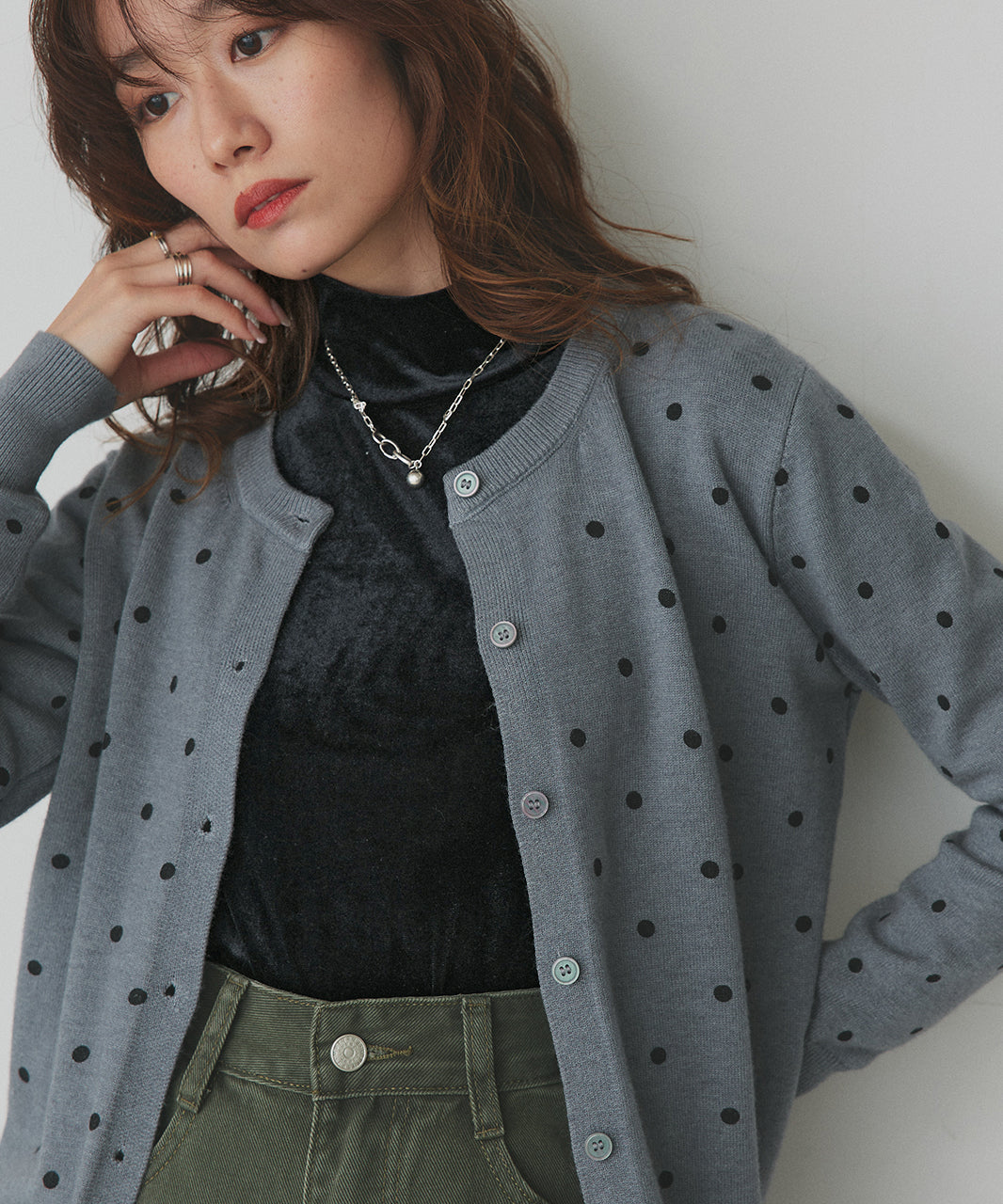アドティエ ad thie 【2025AW新作】ポルカドットニットカーディガン （グレー） グレー