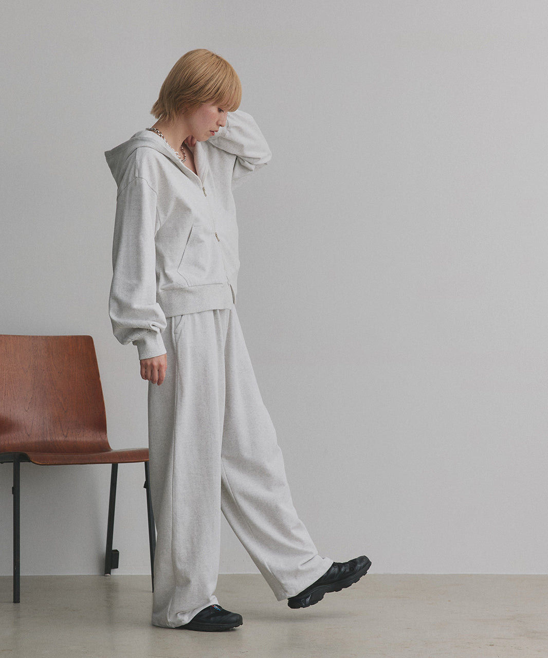 アドティエ ad thie 【2025AW新作】ダブルジップスウェットパーカー （チャコール） チャコール