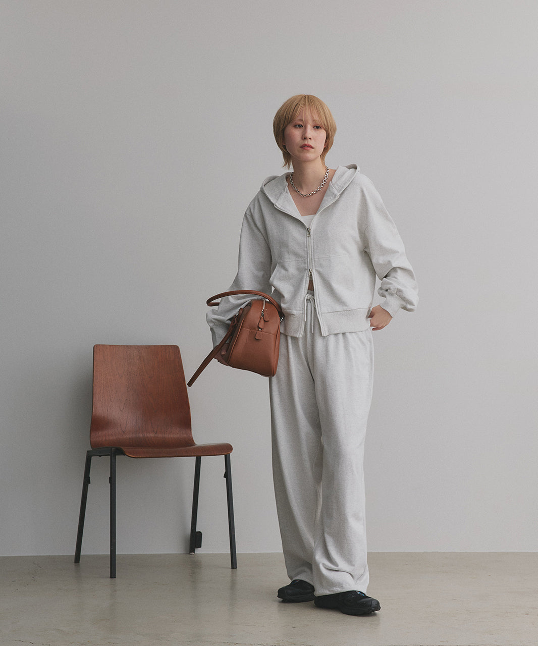 アドティエ ad thie 【2025AW新作】ダブルジップスウェットパーカー （チャコール） チャコール