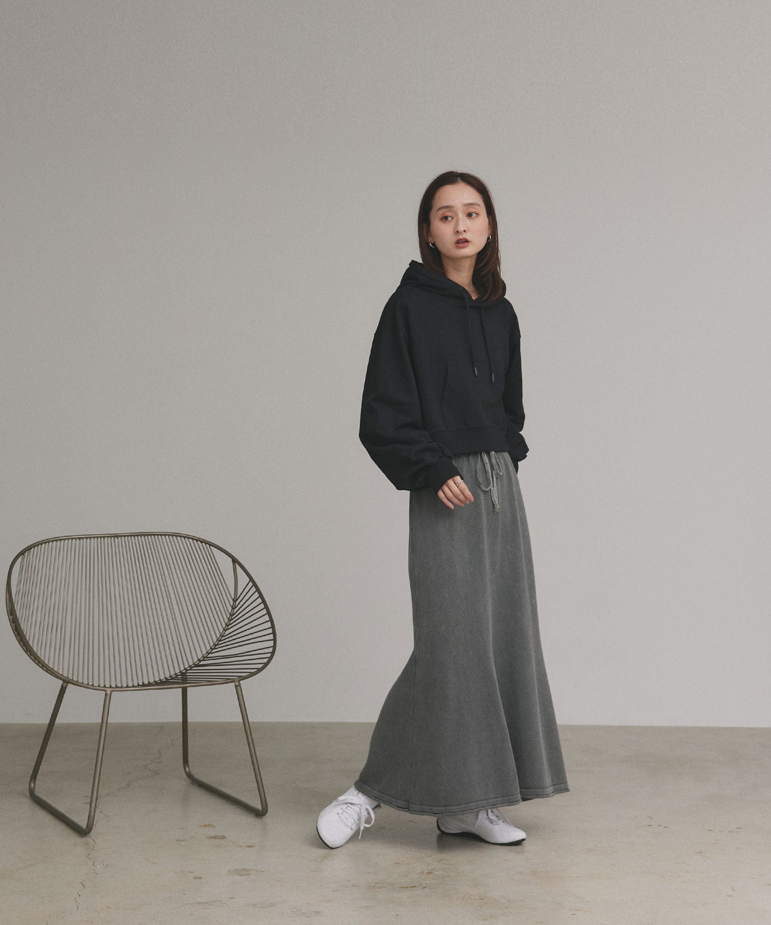 アドティエ ad thie 【2025AW新作】ショート丈スウェットフーディーパーカー （モクグレー） モクグレー