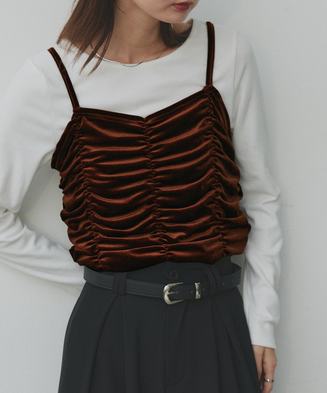 アドティエ ad thie 【2025AW新作】シャーリングベロアキャミソール （ダークブラウン） ダークブラウン