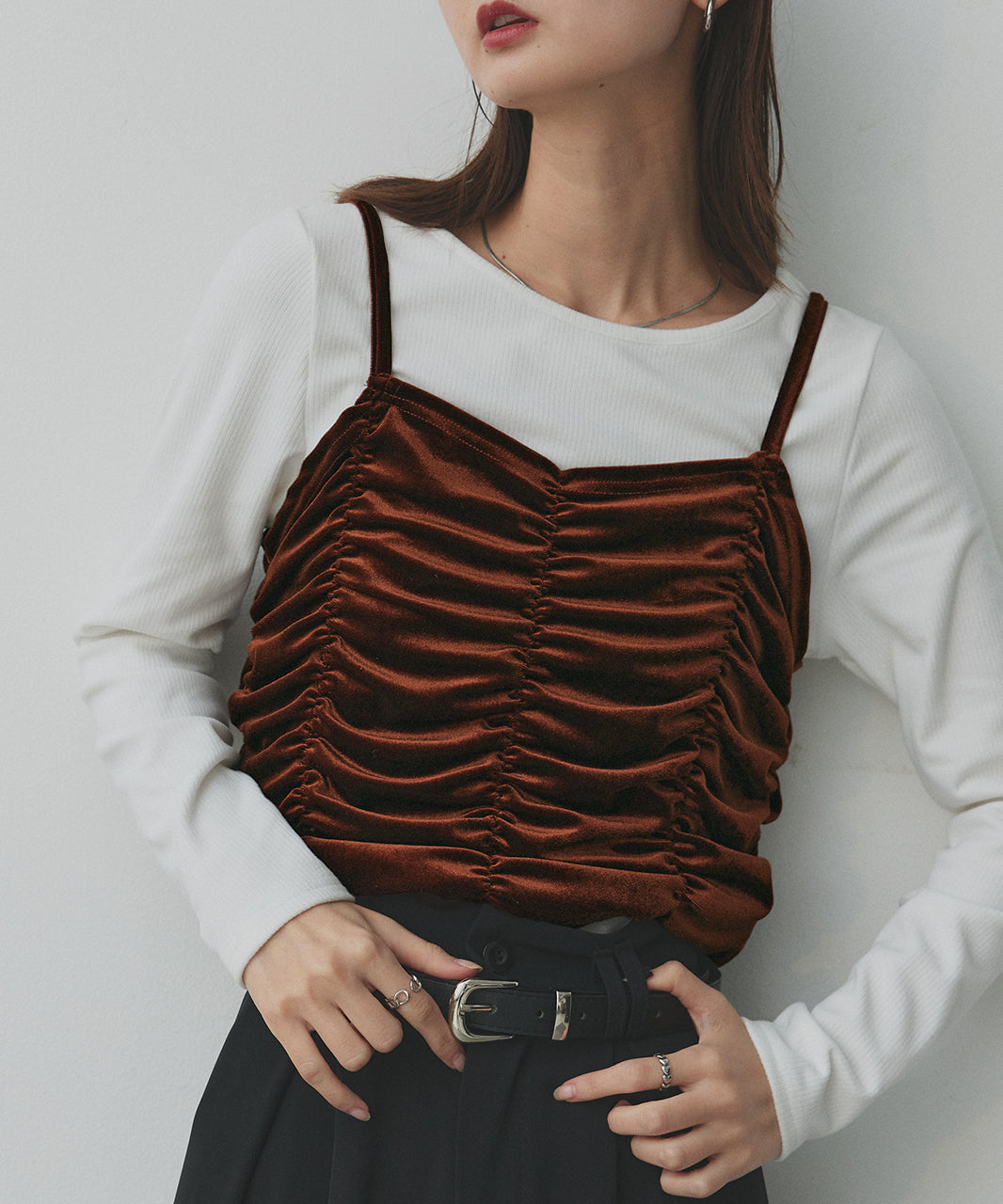 アドティエ ad thie 【2025AW新作】シャーリングベロアキャミソール （ダークブラウン） ダークブラウン