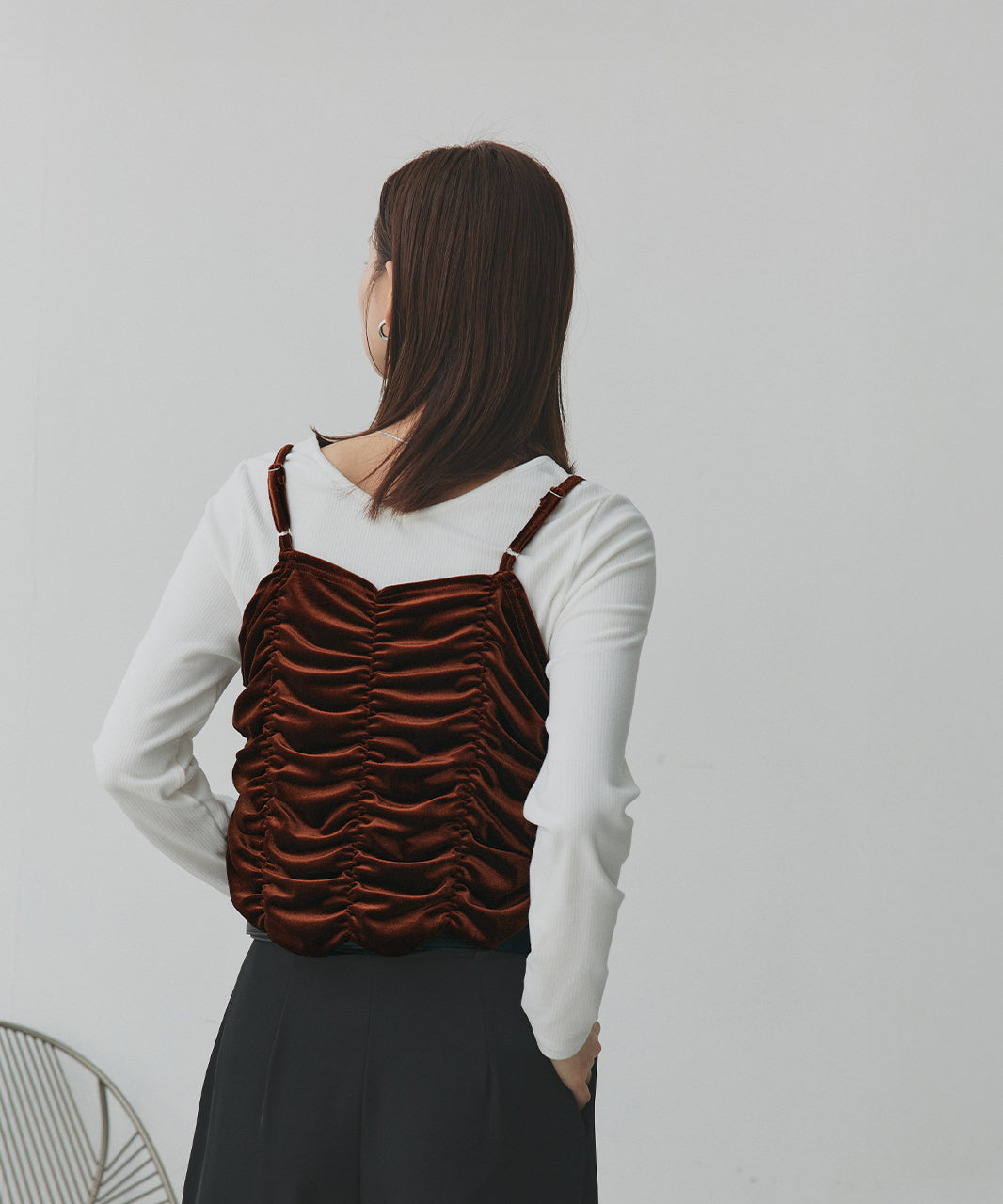 アドティエ ad thie 【2025AW新作】シャーリングベロアキャミソール （ダークブラウン） ダークブラウン