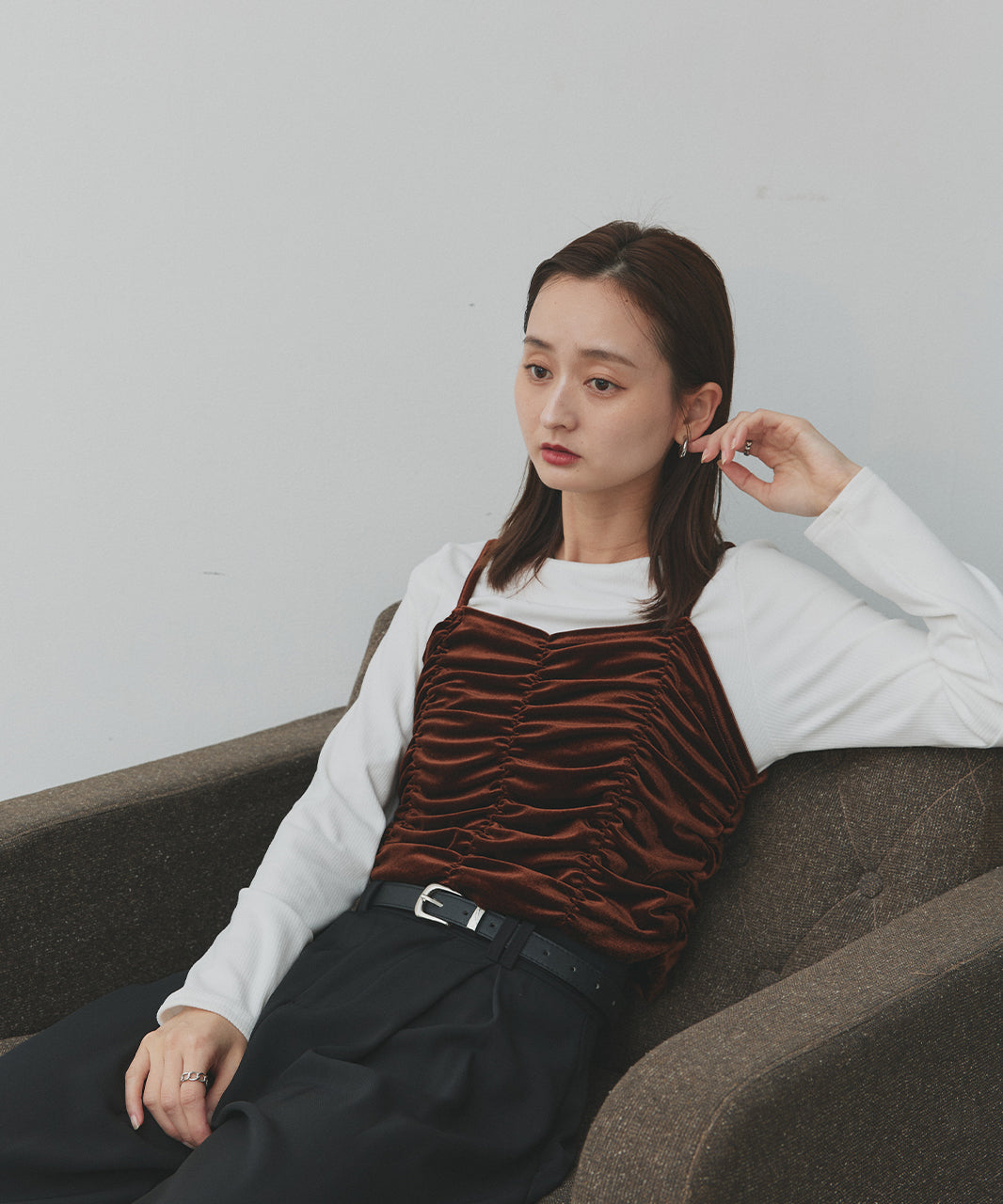 アドティエ ad thie 【2025AW新作】シャーリングベロアキャミソール （ダークブラウン） ダークブラウン