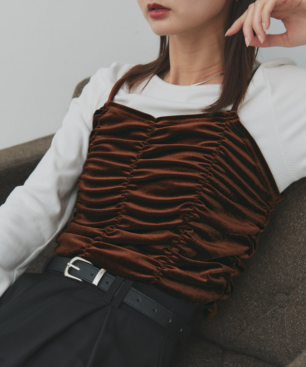 アドティエ ad thie 【2025AW新作】シャーリングベロアキャミソール （ダークブラウン） ダークブラウン