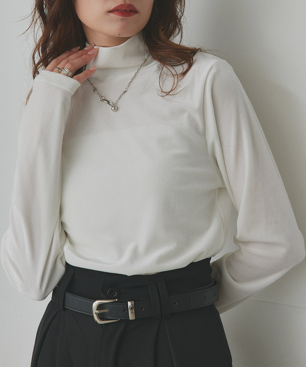 アドティエ ad thie 【2025AW新作】ベロアハイネックトップス （オフホワイト） オフホワイト