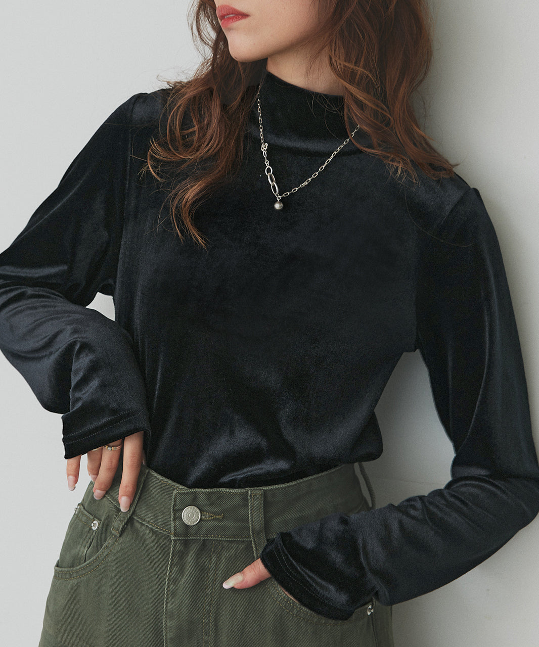 アドティエ ad thie 【2025AW新作】ベロアハイネックトップス （オフホワイト） オフホワイト