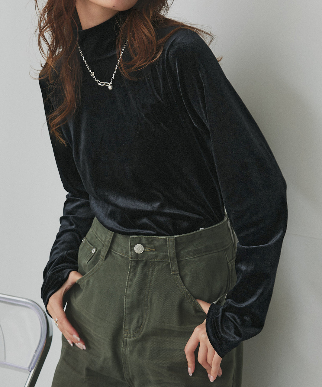 アドティエ ad thie 【2025AW新作】ベロアハイネックトップス （オフホワイト） オフホワイト