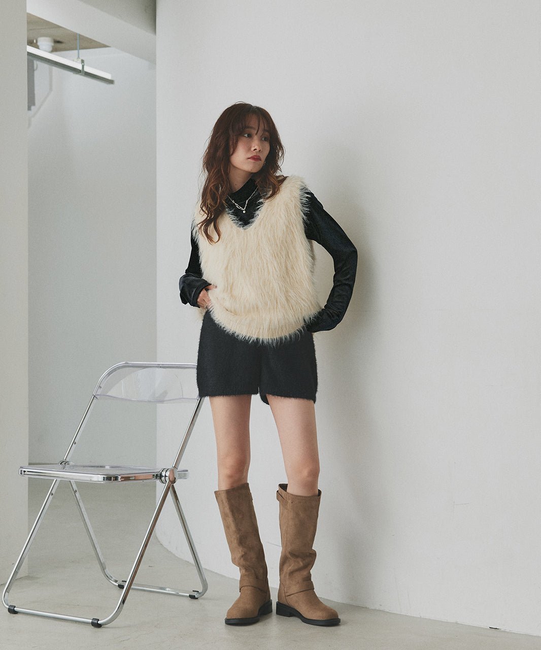 アドティエ ad thie 【2025AW新作】ベロアハイネックトップス （オフホワイト） オフホワイト