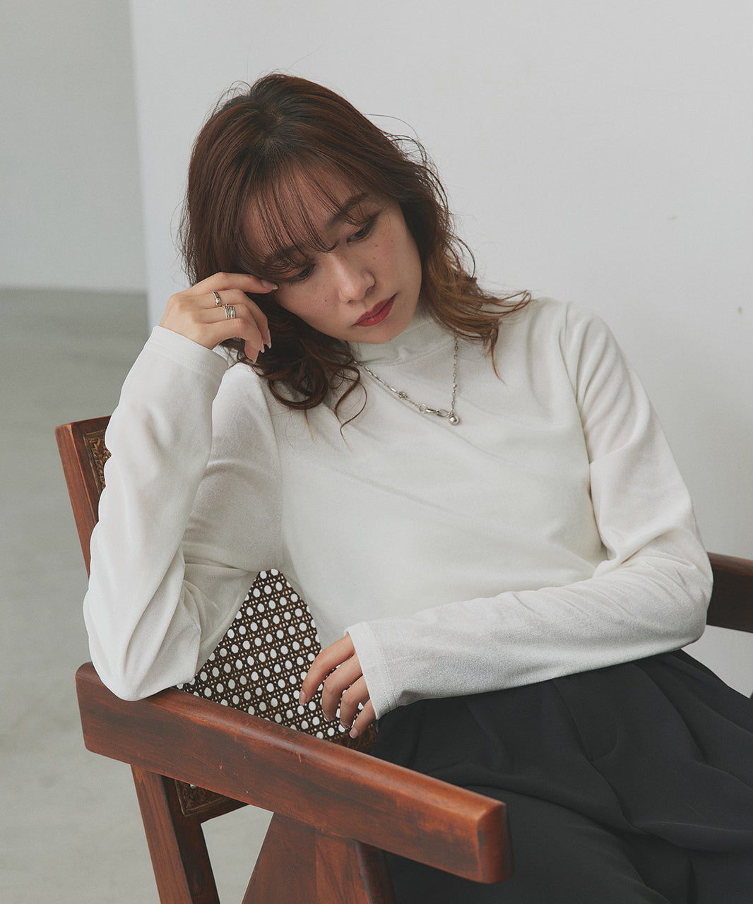 アドティエ ad thie 【2025AW新作】ベロアハイネックトップス （オフホワイト） オフホワイト