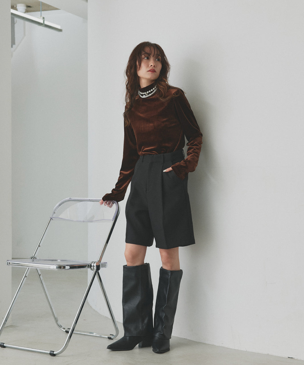 アドティエ ad thie 【2025AW新作】ベロアハイネックトップス （オフホワイト） オフホワイト