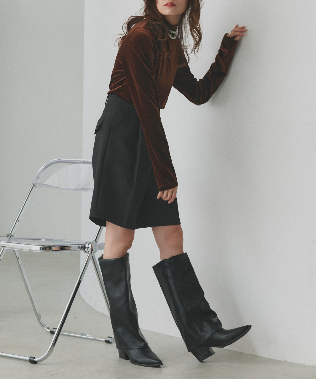 アドティエ ad thie 【2025AW新作】ベロアハイネックトップス （オフホワイト） オフホワイト