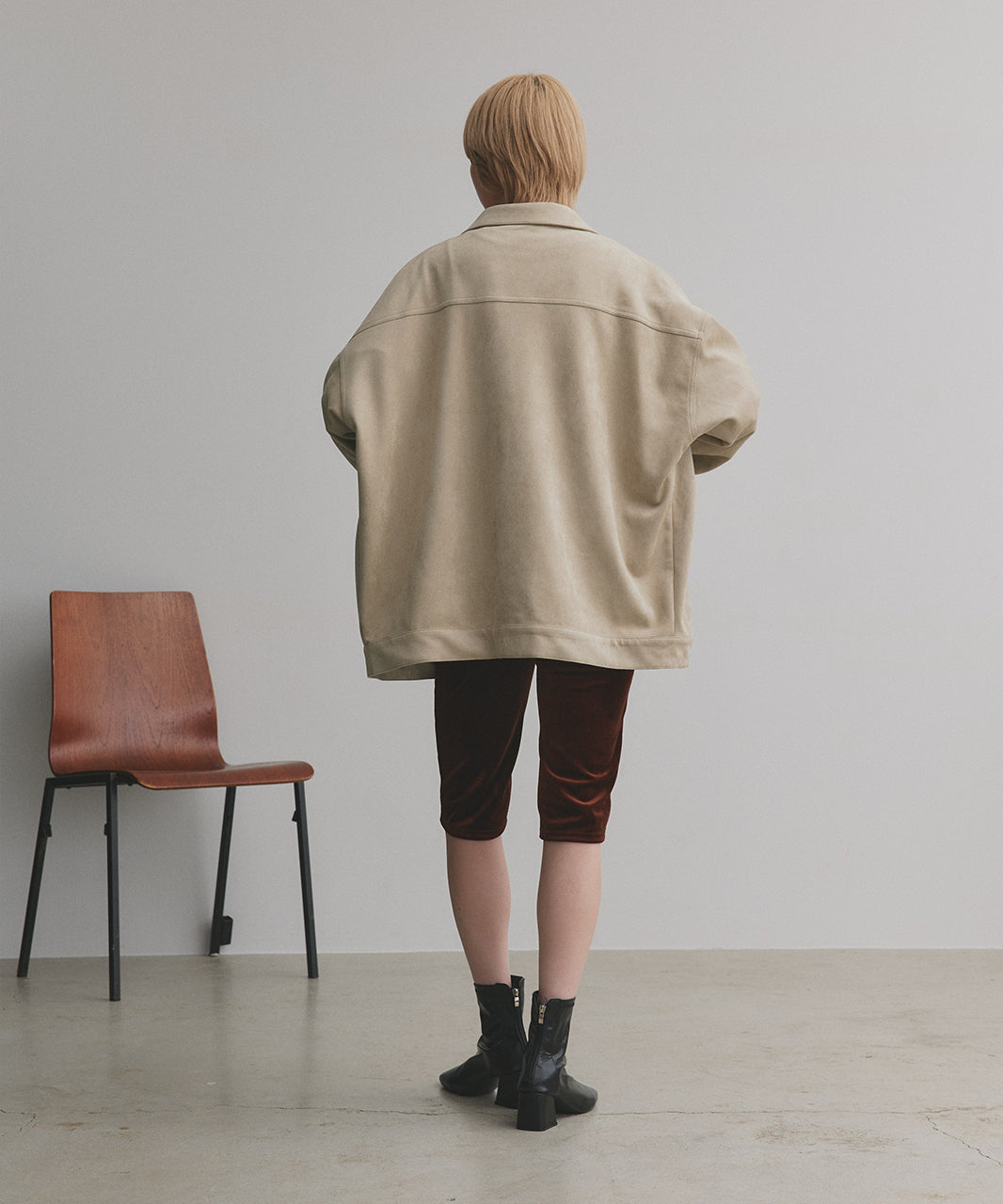 アドティエ ad thie 【2025AW新作】オーバーシルエット スエードジャケット （チャコール） チャコール