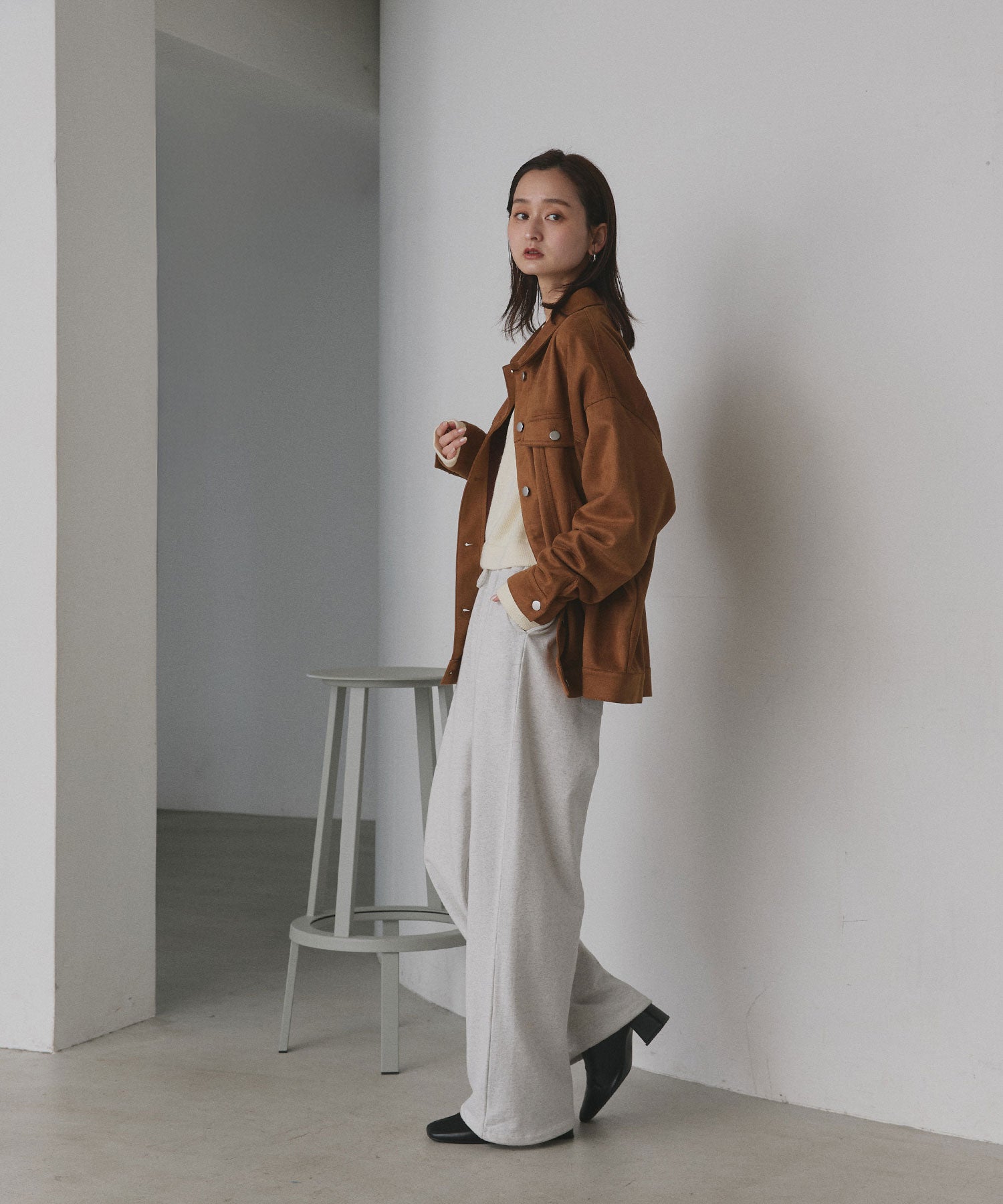 アドティエ ad thie 【2025AW新作】オーバーシルエット スエードジャケット （チャコール） チャコール