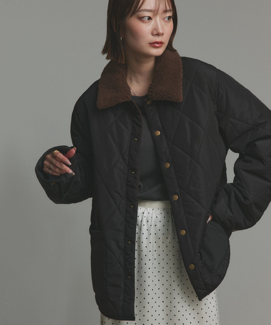 アドティエ ad thie 【2025AW新作】バイカラーパデットキルトブルゾン （カーキ） カーキ