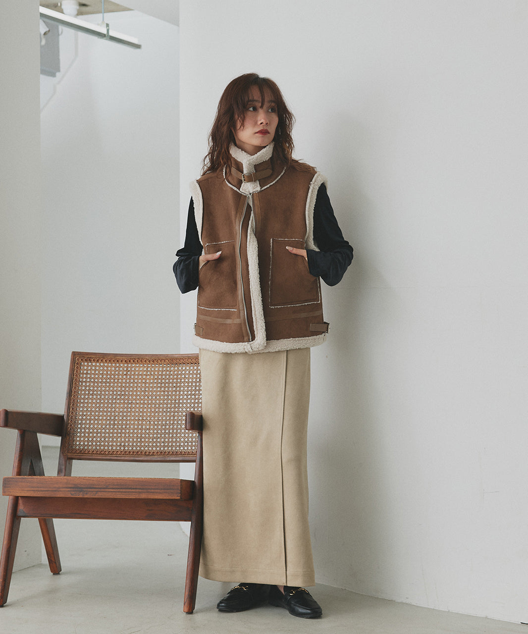 アドティエ ad thie 【2025AW新作】ムートンボアベスト （アイボリー） アイボリー