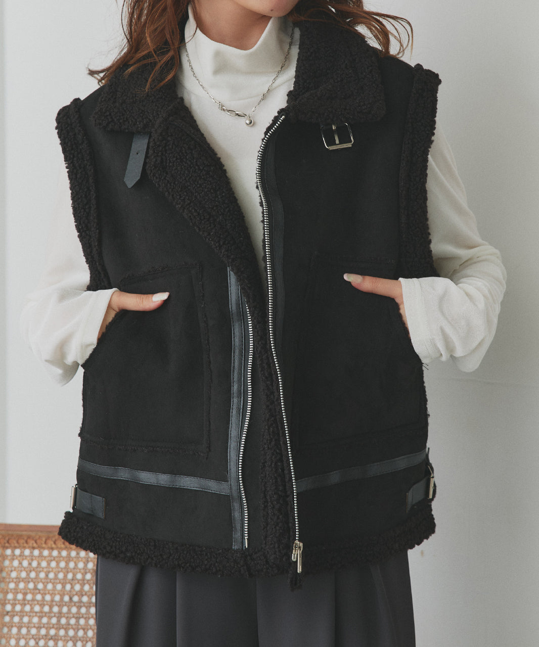 アドティエ ad thie 【2025AW新作】ムートンボアベスト （アイボリー） アイボリー