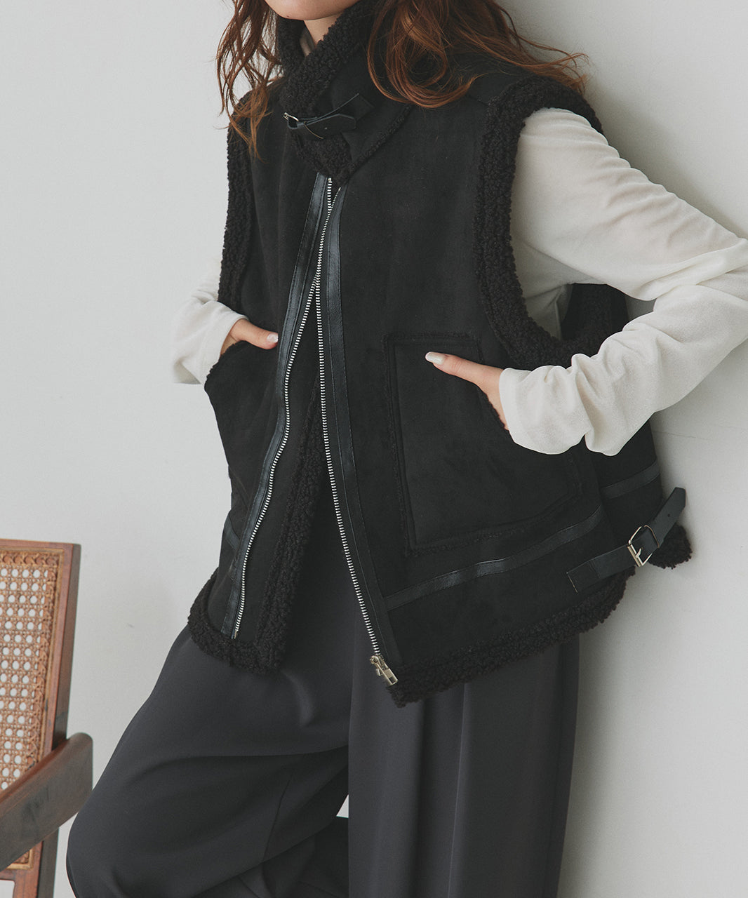 アドティエ ad thie 【2025AW新作】ムートンボアベスト （アイボリー） アイボリー