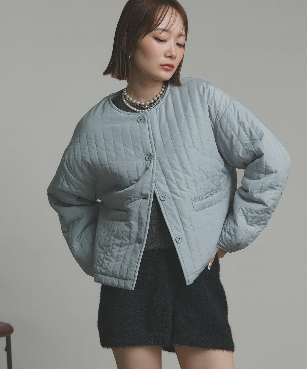 アドティエ ad thie 【2025AW新作】ストライプキルティングノーカラーブルゾン （ライトブルー） ライトブルー
