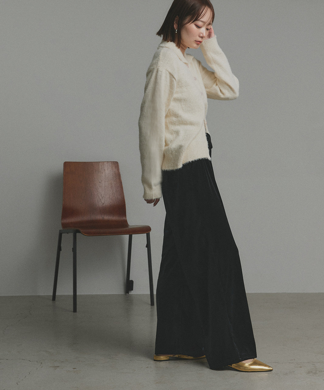 アドティエ ad thie 【2025AW新作】ベロアイージーロングパンツ （ダークブラウン） ダークブラウン