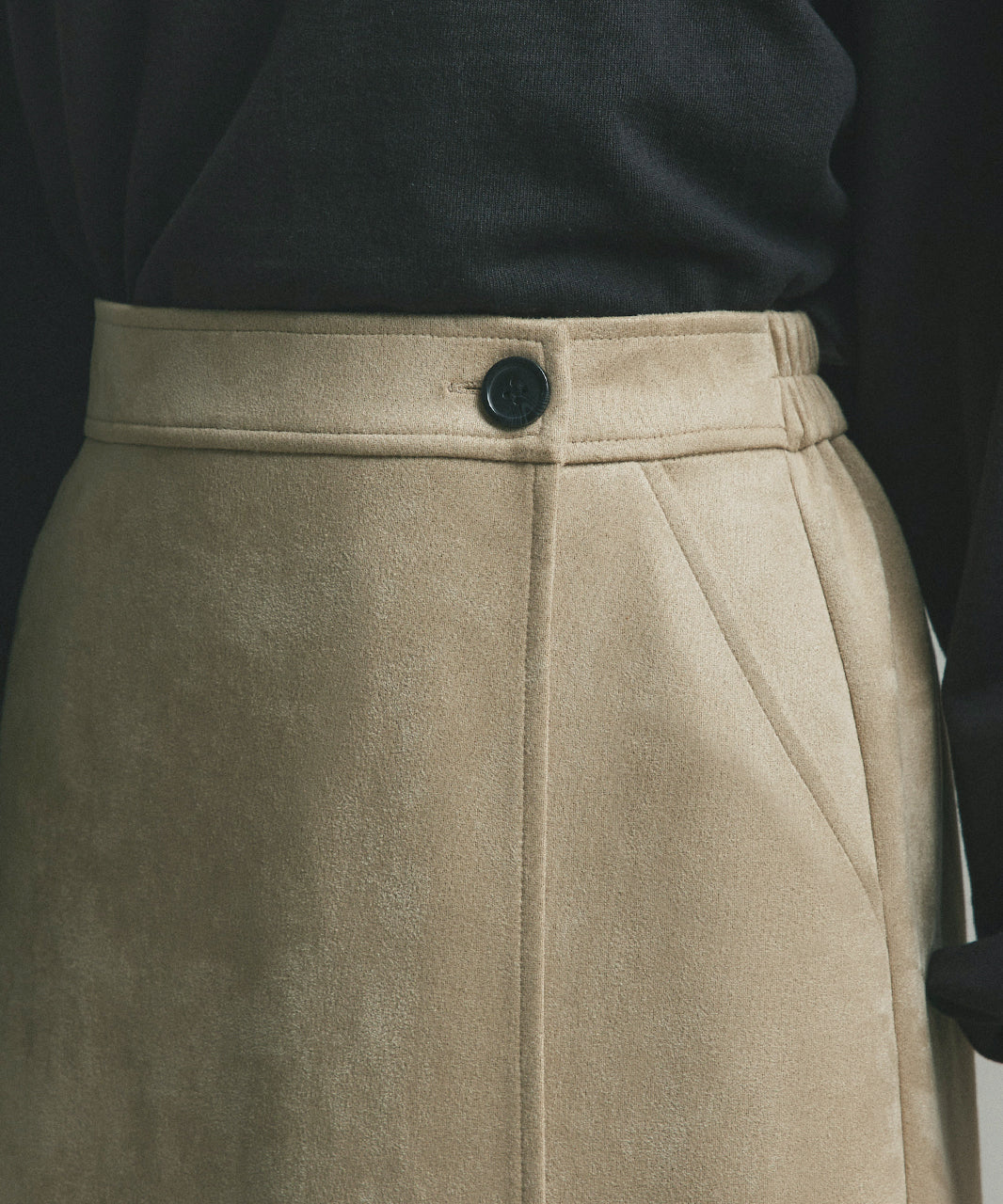 アドティエ ad thie 【2025AW新作】スエードラップスカート （キャメル） キャメル