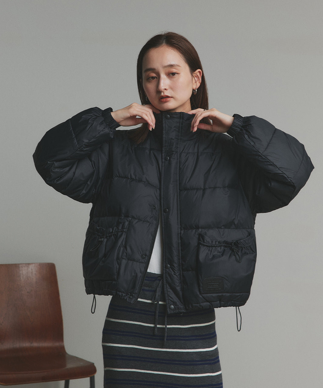 アドティエ ad thie 【2025AW新作】レザーパッチ中綿ダウンブルゾン （ブラック） ブラック