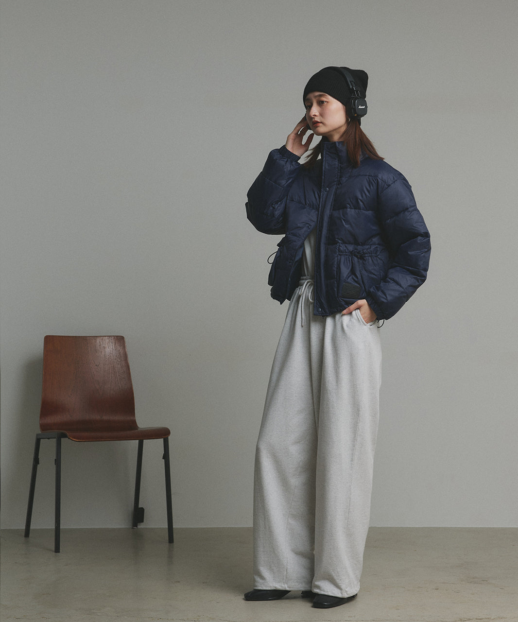 アドティエ ad thie 【2025AW新作】レザーパッチ中綿ダウンブルゾン （ブラック） ブラック