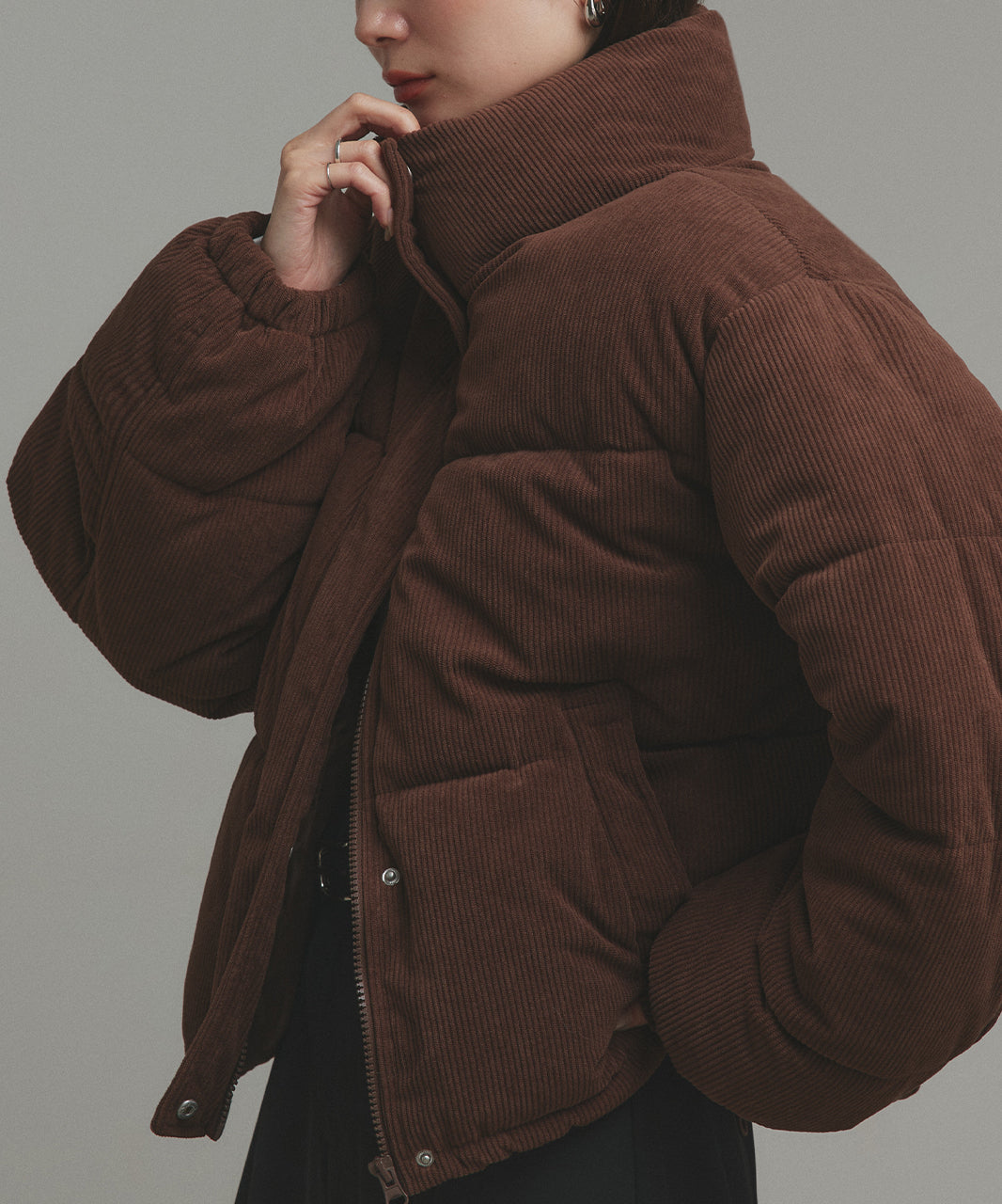 アドティエ ad thie 【2025AW新作】コーデュロイパデットブルゾン （チャコールグレー） チャコールグレー