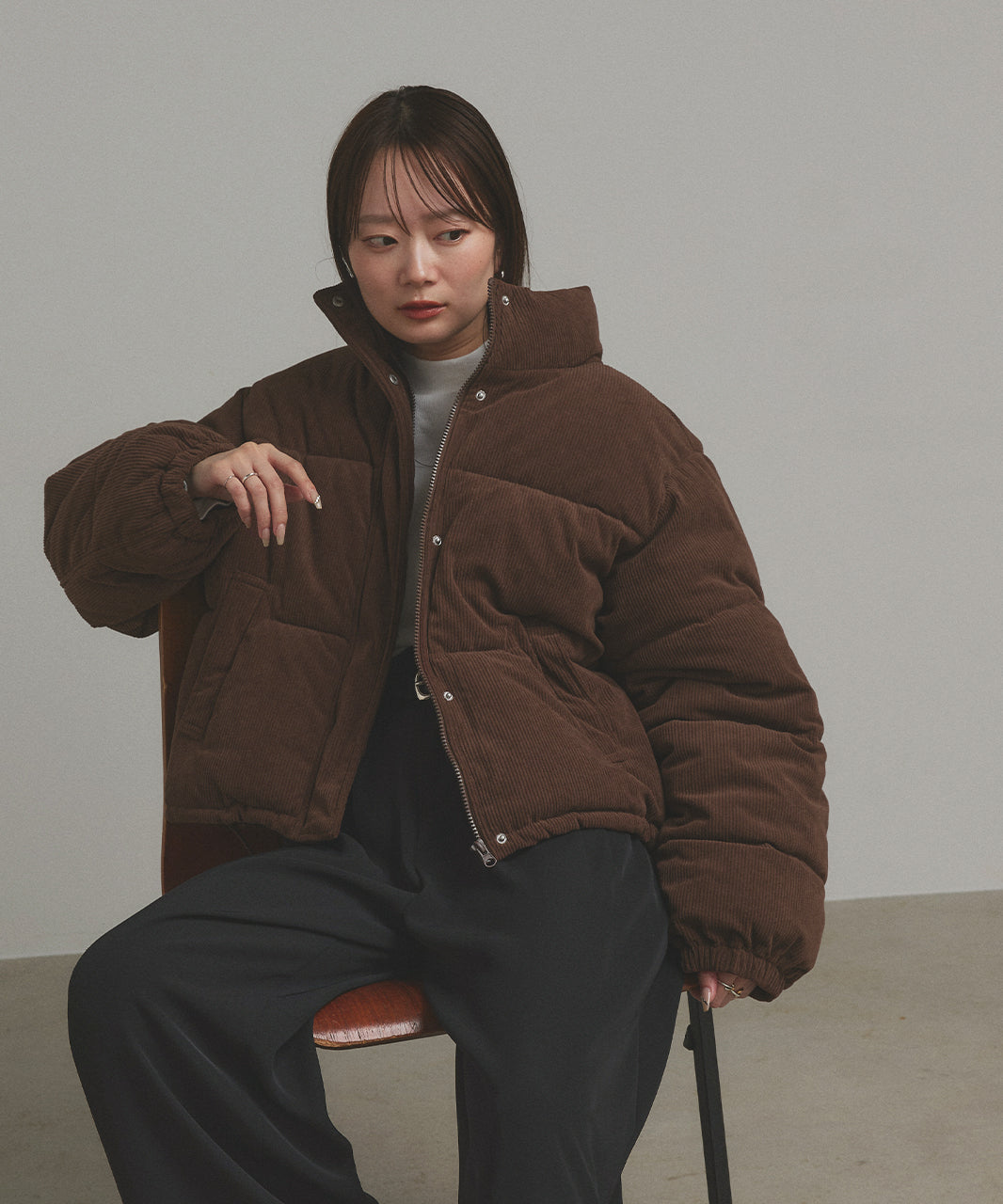 アドティエ ad thie 【2025AW新作】コーデュロイパデットブルゾン （チャコールグレー） チャコールグレー