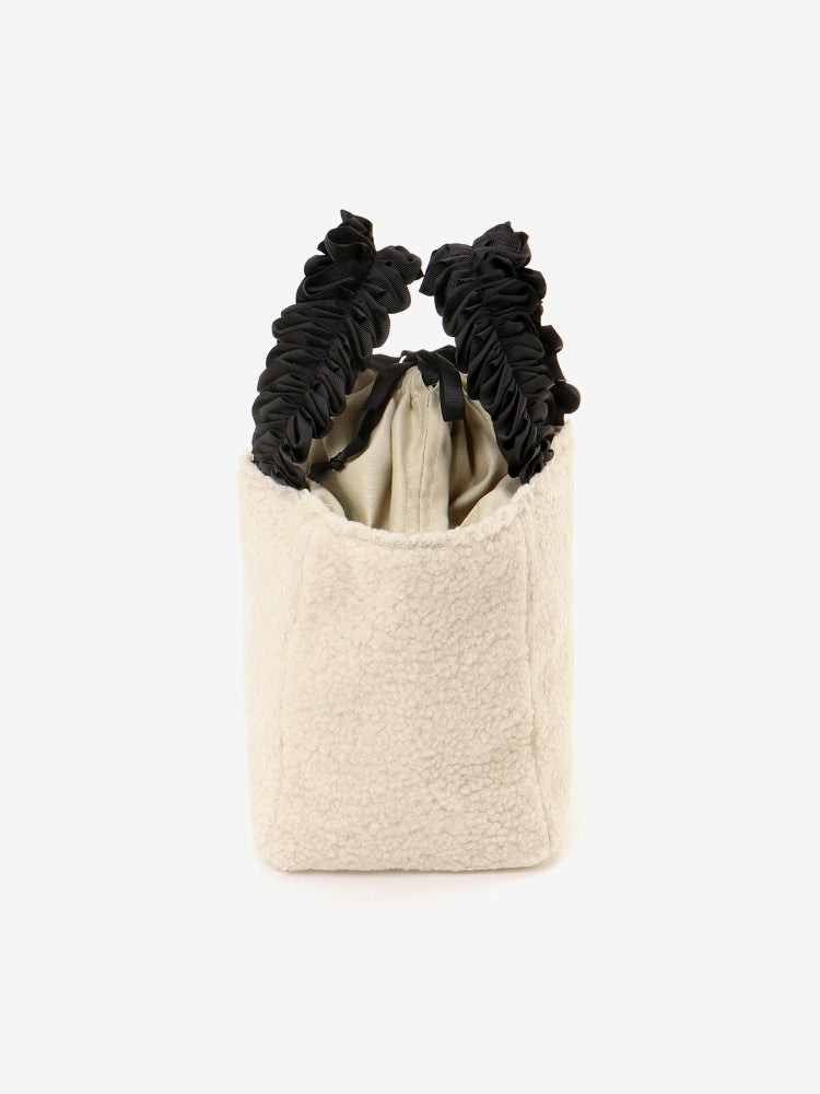 le.coeur blanc フリルハンドルボアトート