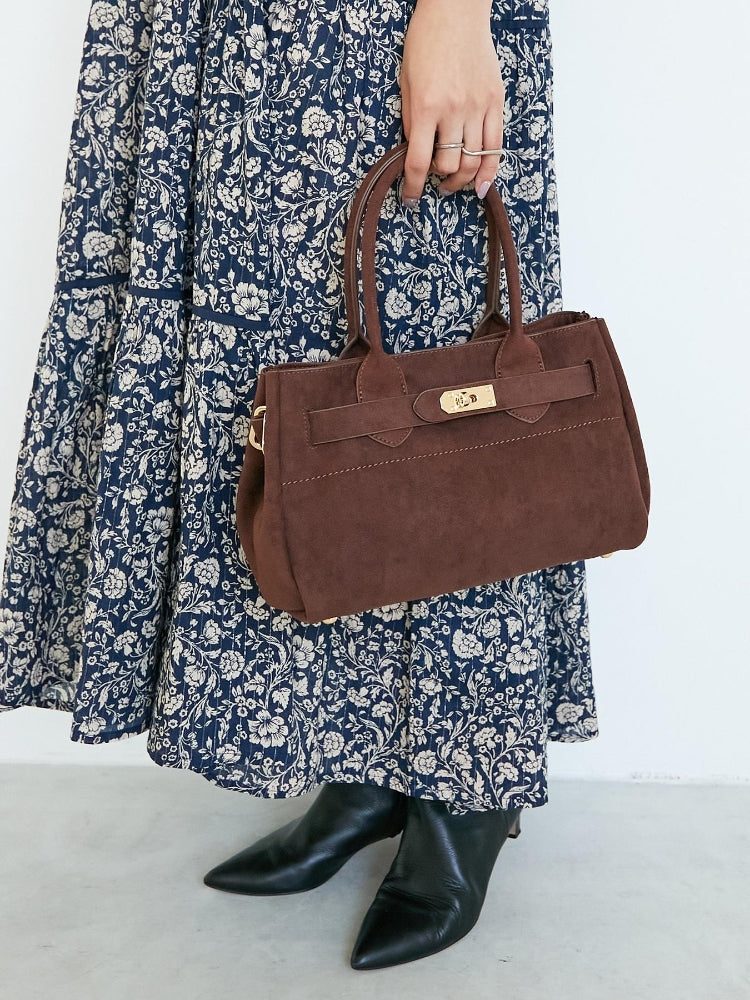 ルクールブラン le.coeur blanc スエードスクエアトート （ブラウン） ブラウン