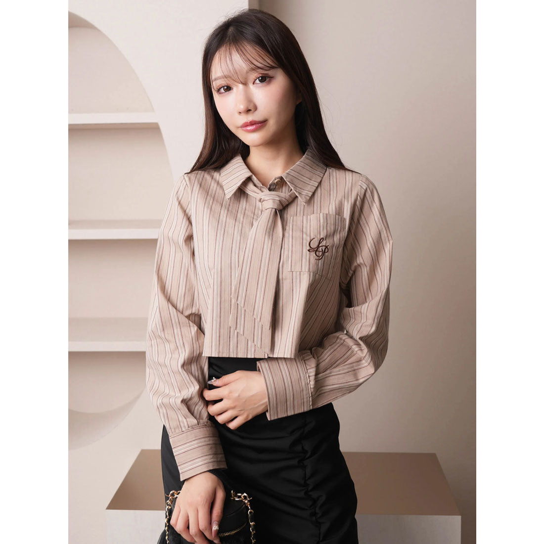 LIP SERVICE LIP SERVICE Tie SET Cropped Shirt