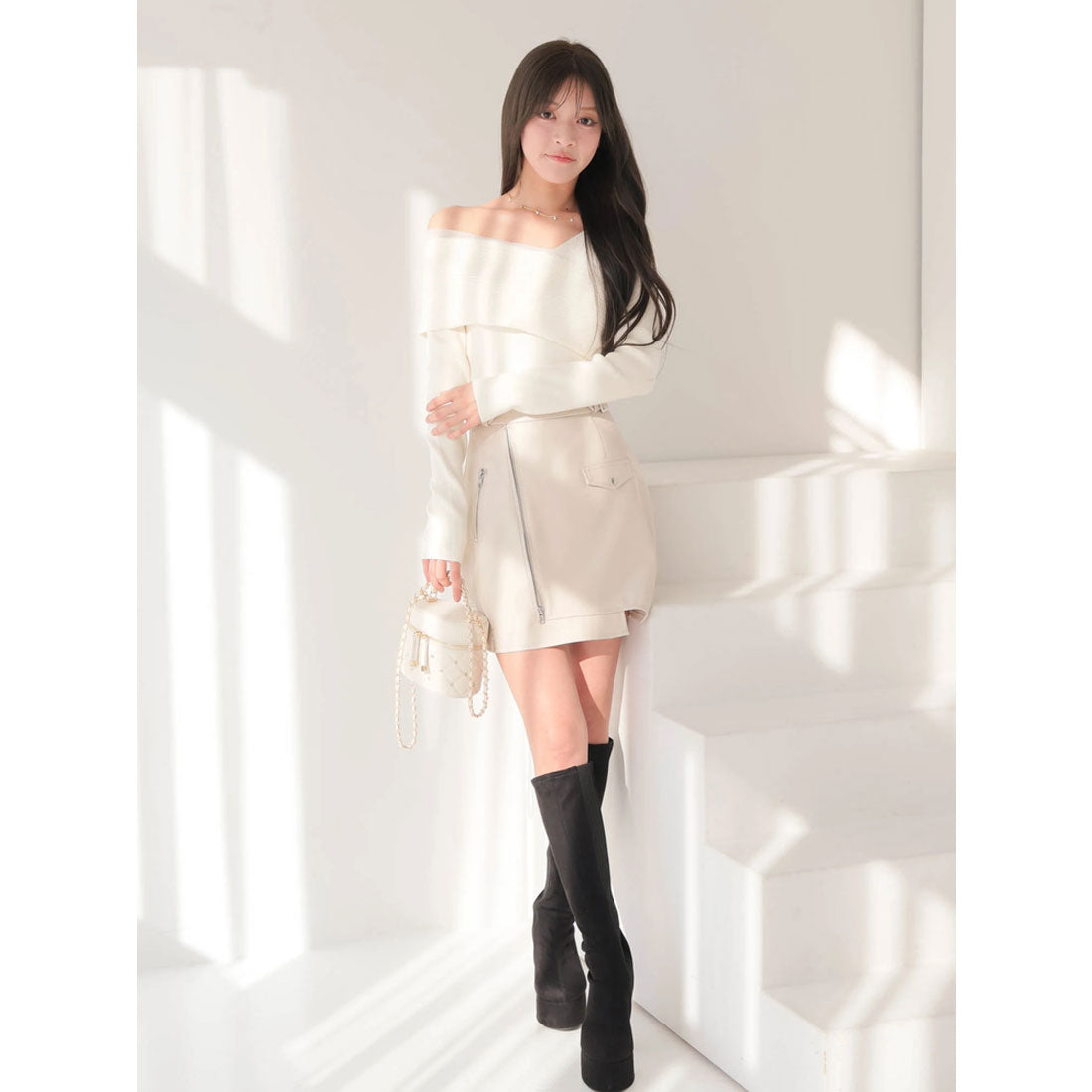 LIP SERVICE LIP SERVICE Sheer Line Asymmetric Shoulder Knit