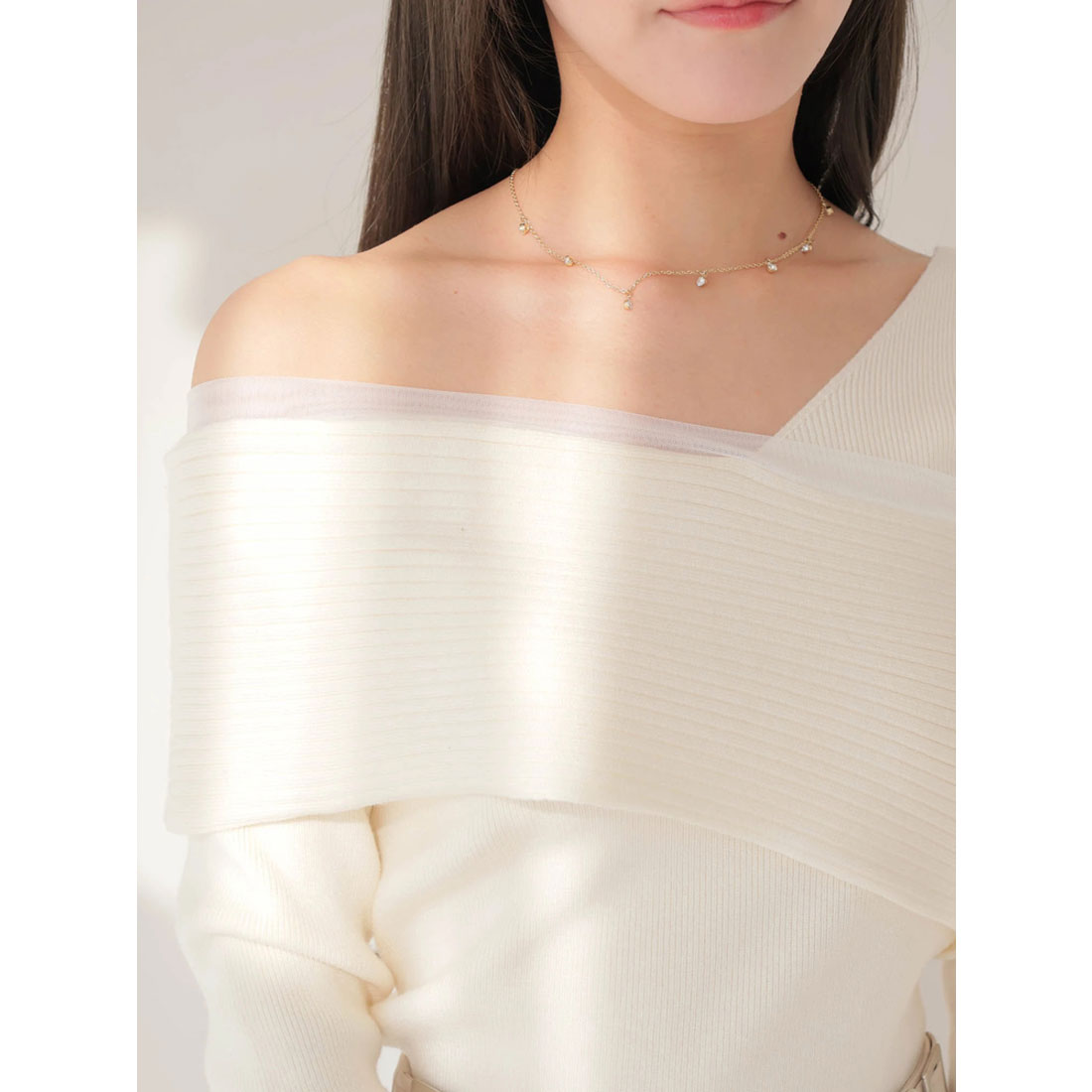 LIP SERVICE LIP SERVICE Sheer Line Asymmetric Shoulder Knit