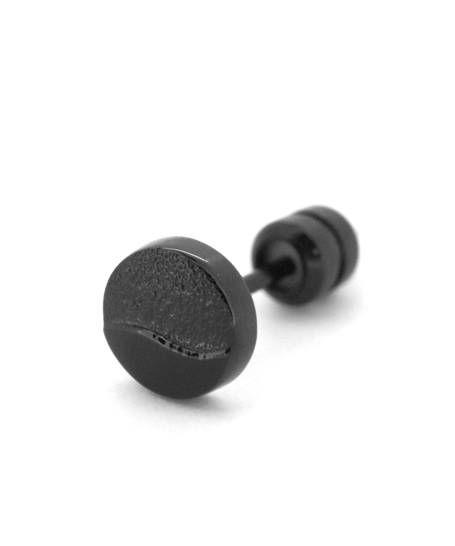 ライオンハート LION HEART LH-1 トライスタッズピアス/サンド/サージカルステンレス316L（金属アレルギー対応） （ブラック） ブラック
