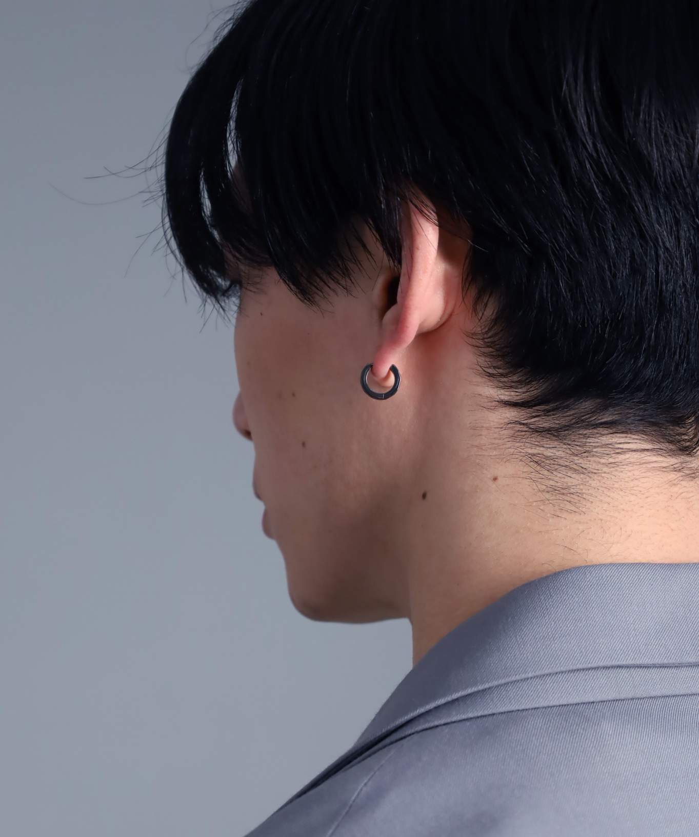 ライオンハート LION HEART 【限定展開】LH-1 カッティングフープピアス/ダイヤモンド/サージカルステンレス316L（金属アレルギー対応） （ライトブラック） ライトブラック