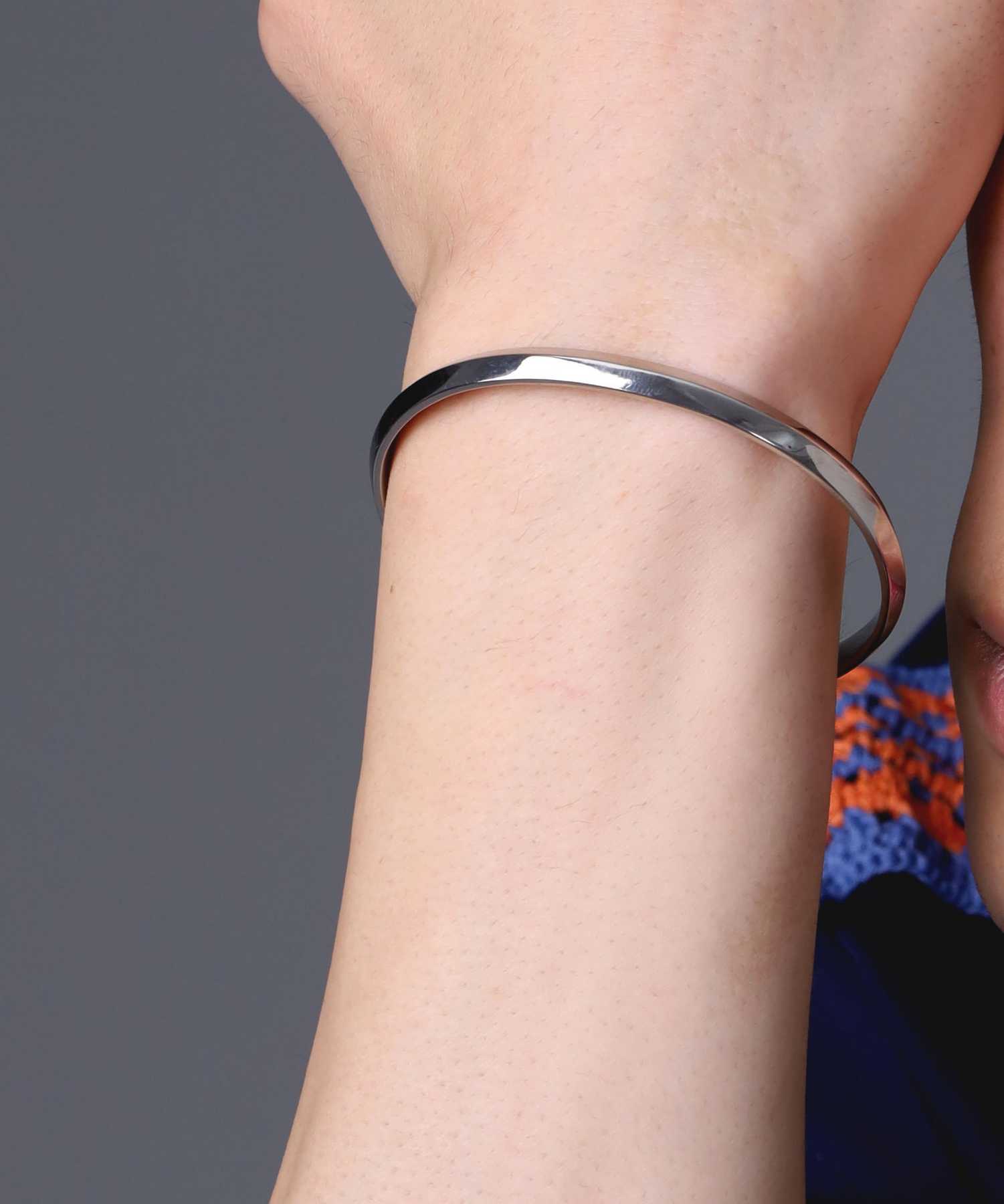 ライオンハート LION HEART 【限定展開】“LH-1”ケンワンバングル/サージカルステンレス（金属アレルギー対応） （シルバー） シルバー