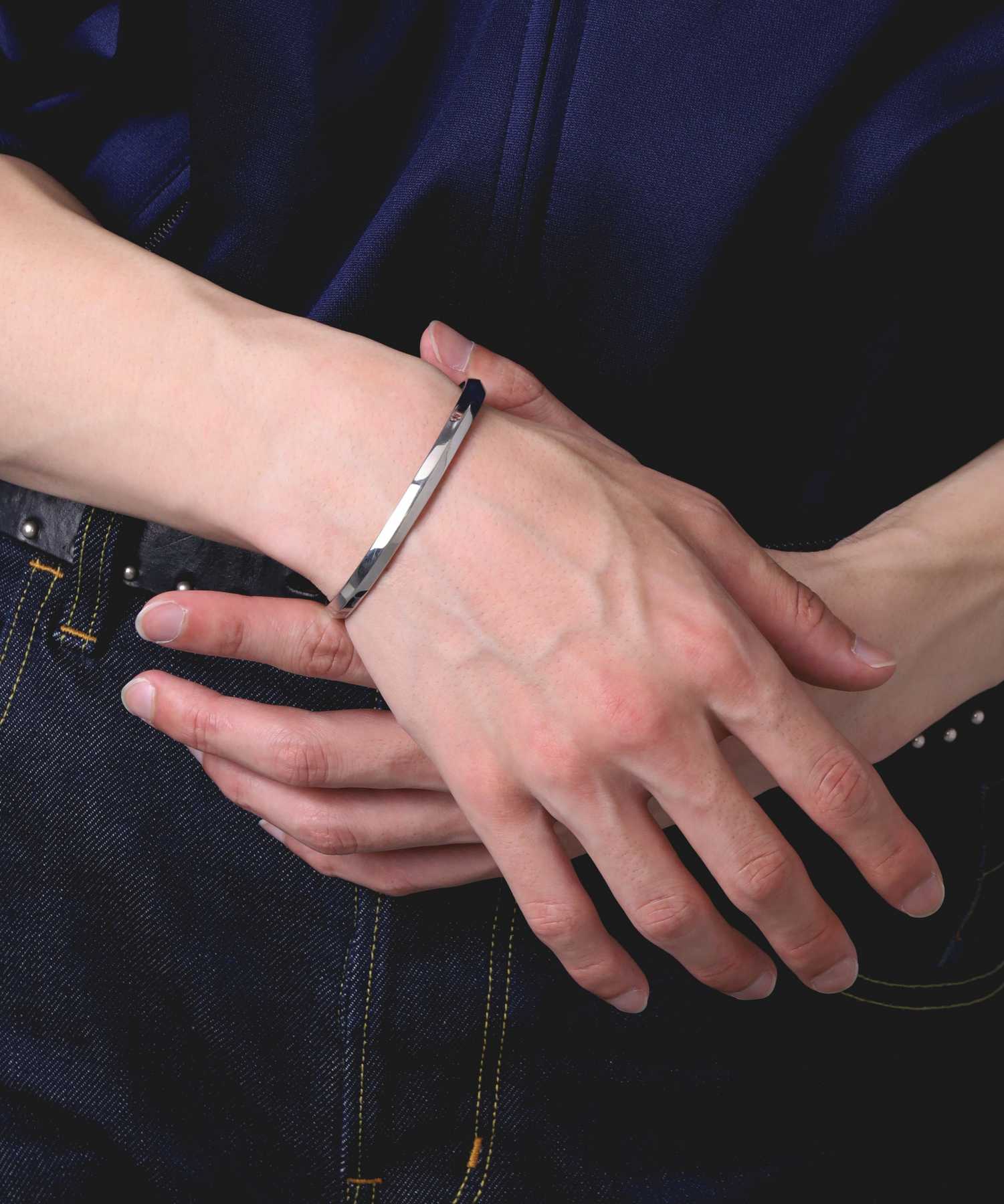 ライオンハート LION HEART 【限定展開】“LH-1”ケンワンバングル/サージカルステンレス（金属アレルギー対応） （シルバー） シルバー