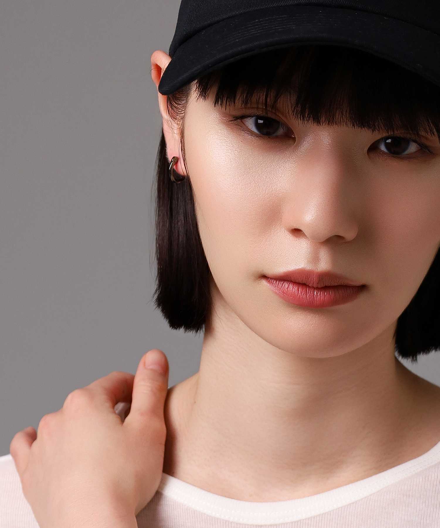 ライオンハート LION HEART クロッシングピアス（ツイスト）/シルバー925 （ブラック） ブラック