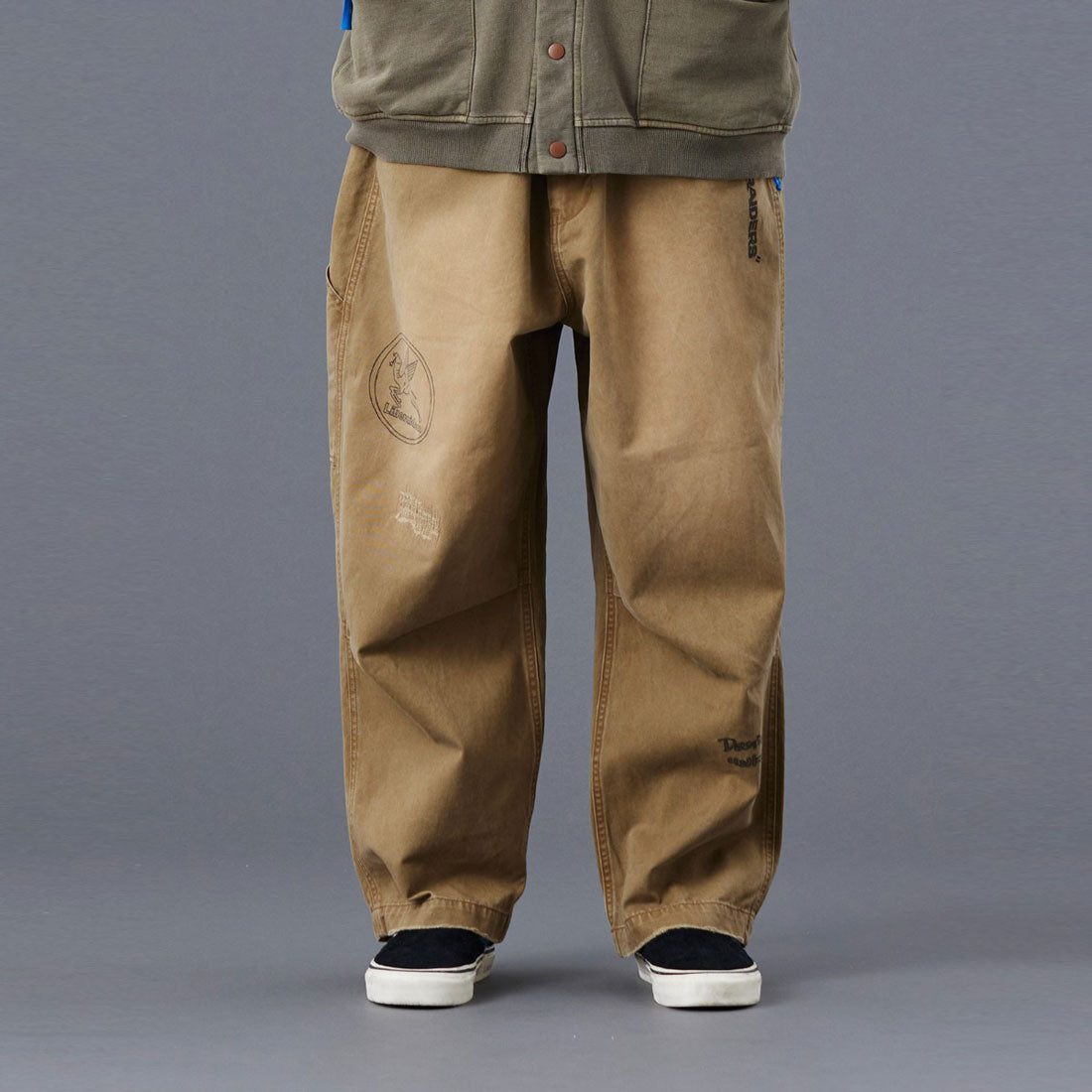 リベレイダース Liberaiders ハンドライティング プリント チノ サルエルパンツ（HANDWRITING PRINT CHINO SARROUEL PANTS） （BEIGE） BEIGE