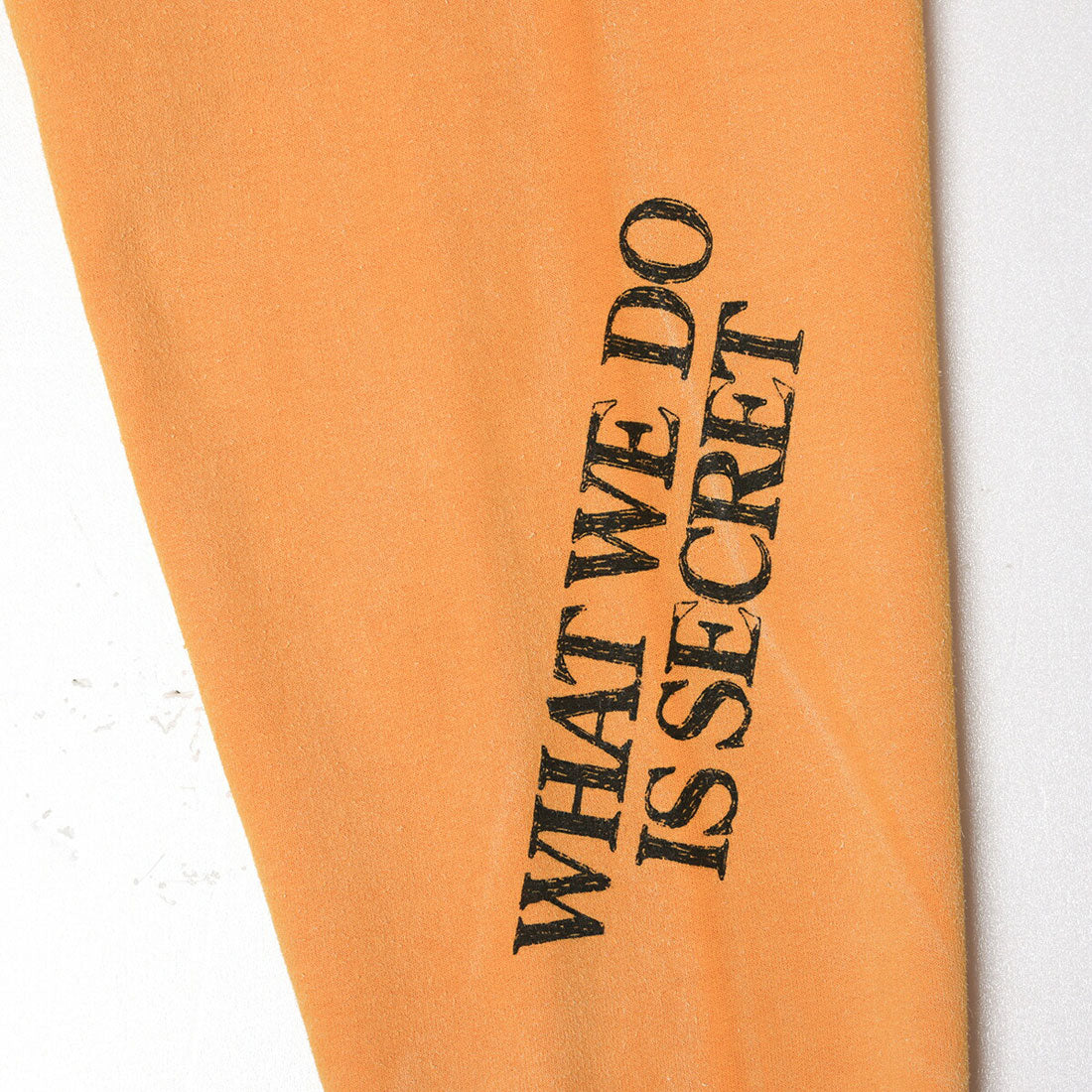 リベレイダース Liberaiders Liberaiders HANDWRITING PRINT CREWNECK（リベレイダース ハンドライティング プリント クルーネック） （YELLOW） YELLOW