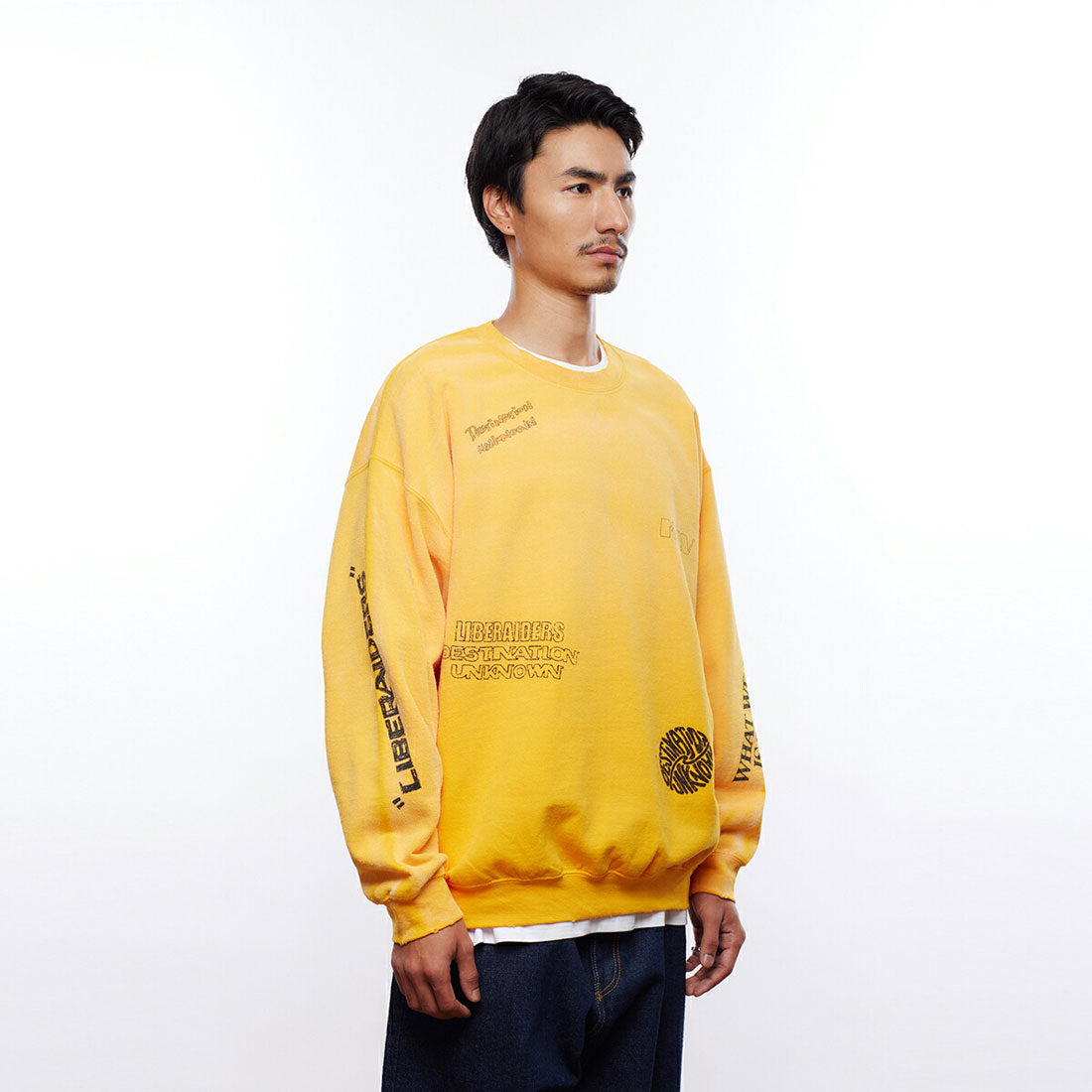 リベレイダース Liberaiders Liberaiders HANDWRITING PRINT CREWNECK（リベレイダース ハンドライティング プリント クルーネック） （YELLOW） YELLOW