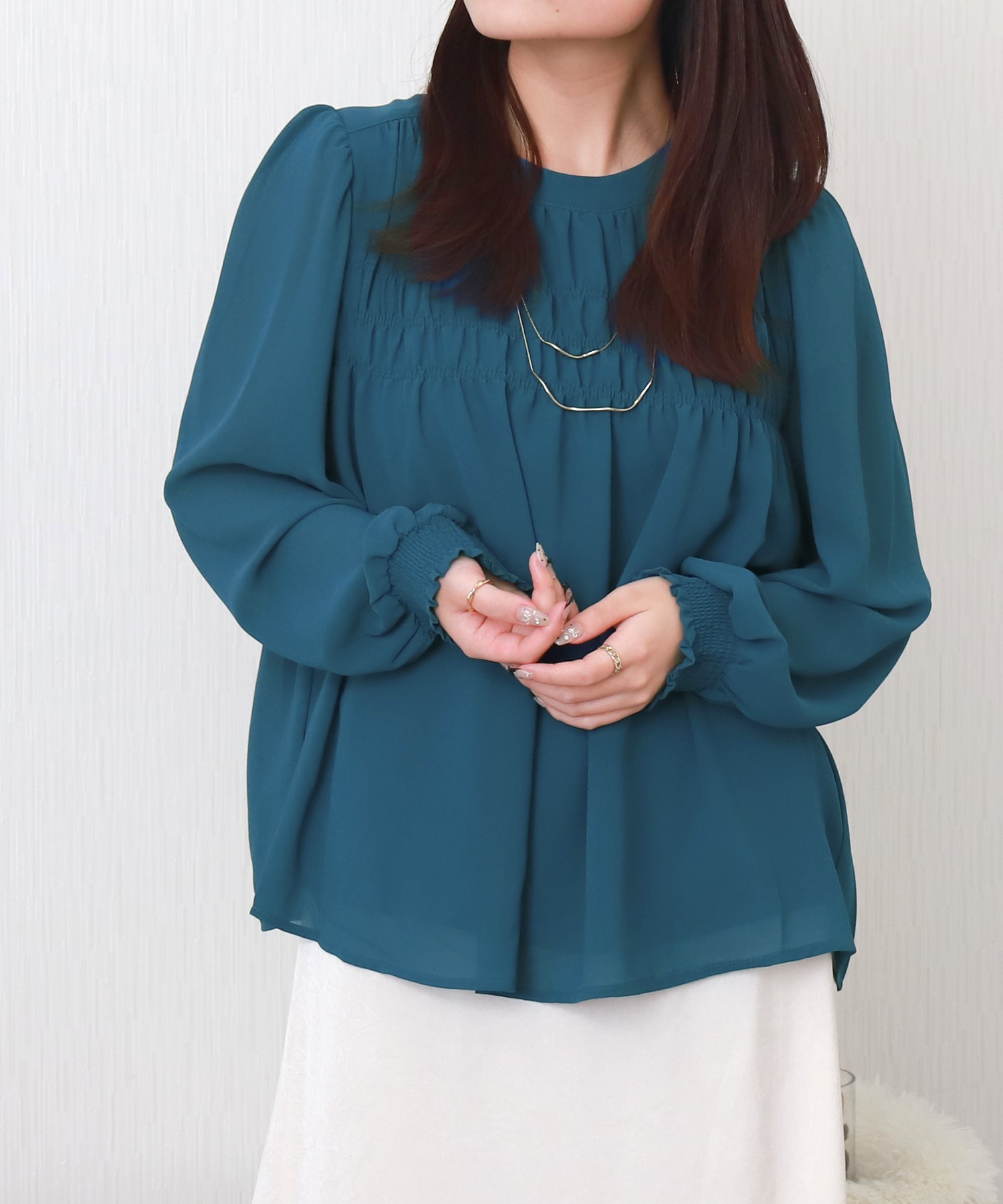 リベル モア libelle more シルク風シフォンシアーレイヤードシャーリングブラウス （オフ） オフ
