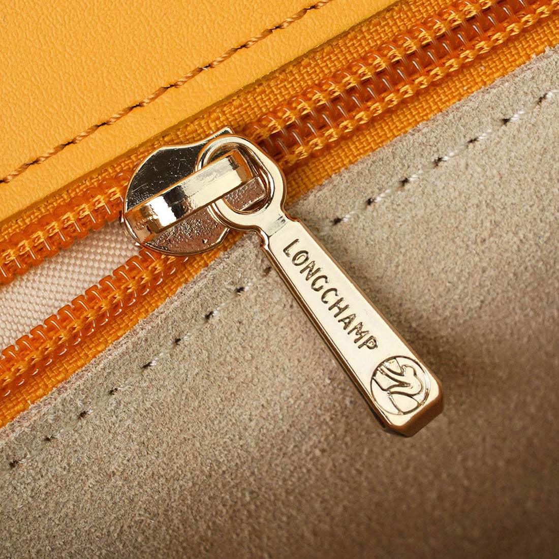 ロンシャン LONGCHAMP ショルダーバッグ ボックス-トロット クロスボディバッグ Sサイズ 10174 HAU 222 APRICOT