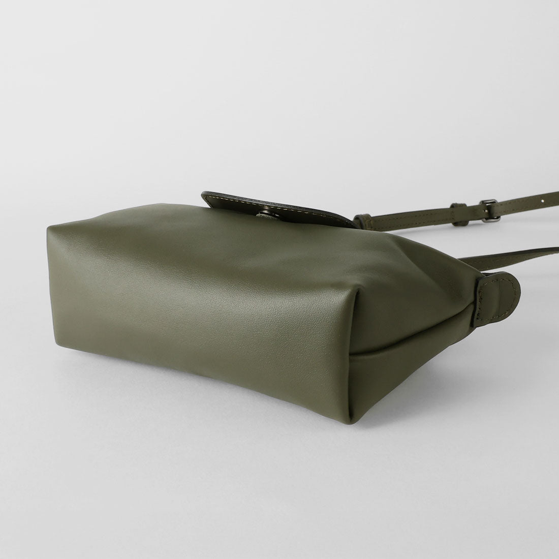 ロンシャン LONGCHAMP ショルダーバッグ ル プリアージュ エクストラ XS ポーチ 34205 987 549 FIR （ファー） ファー