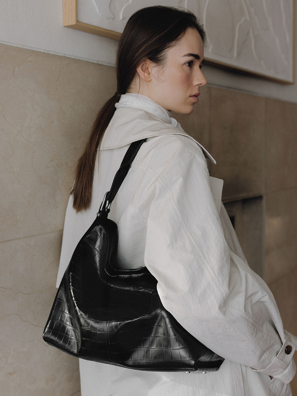 ルエブル LOEUVRE Sobre Tote Small (croc ver.) （NOIR） NOIR